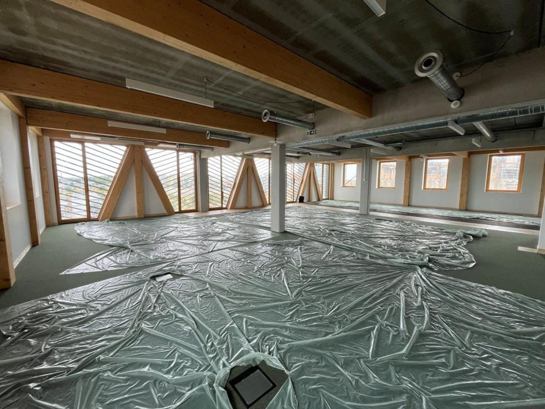 Office in Nantes for lease Interior Photo- Image 1 of 6