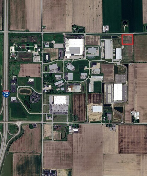 2371 Woodstream Dr, Bowling Green, OH for sale - Building Photo - Image 2 of 3