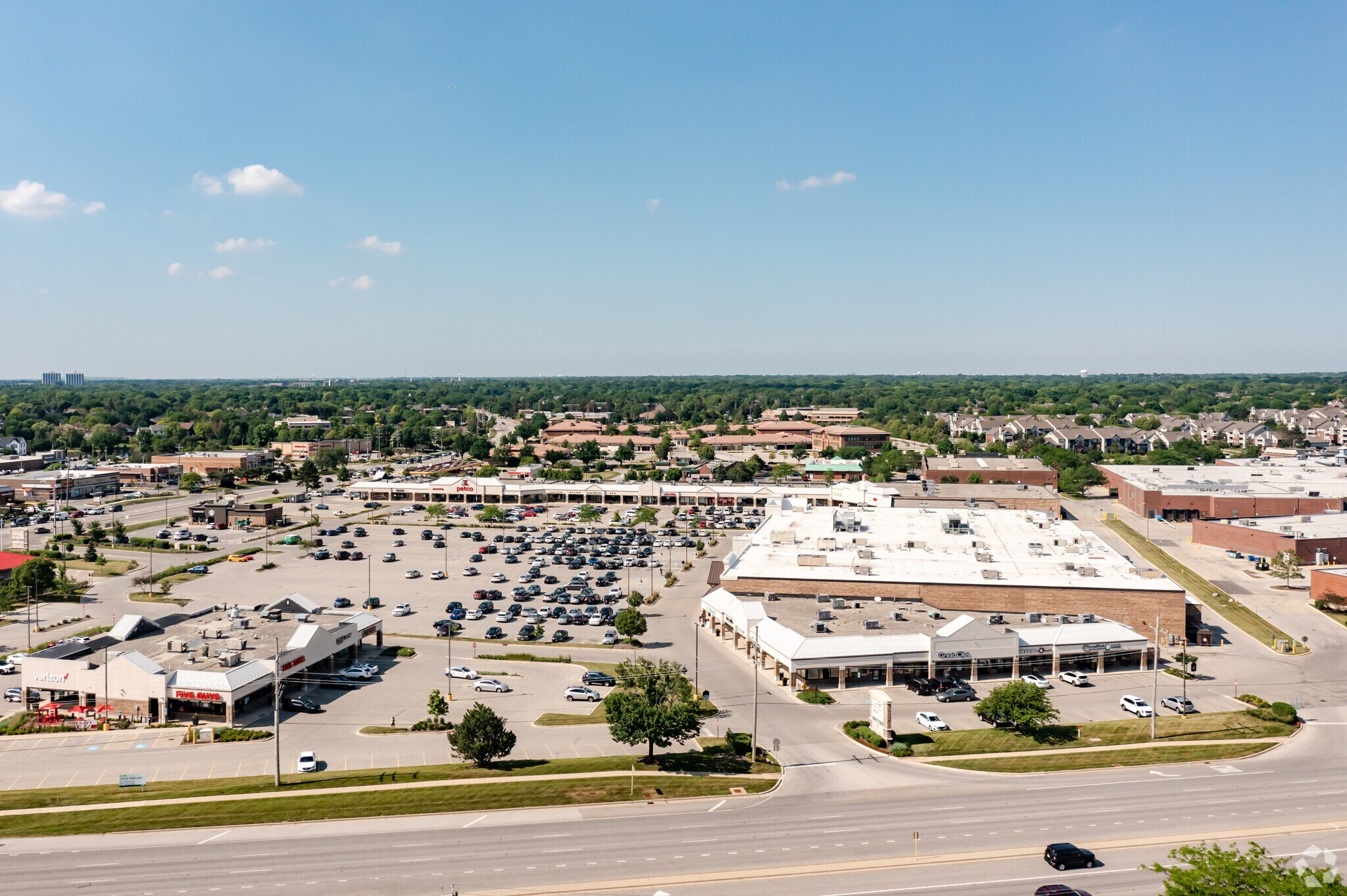 91109 Danada Sq E, Wheaton, IL 60189 Danada Square East