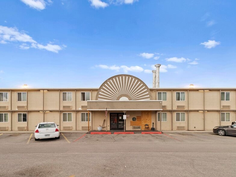 100 W F St, Casper, WY for sale - Building Photo - Image 2 of 30