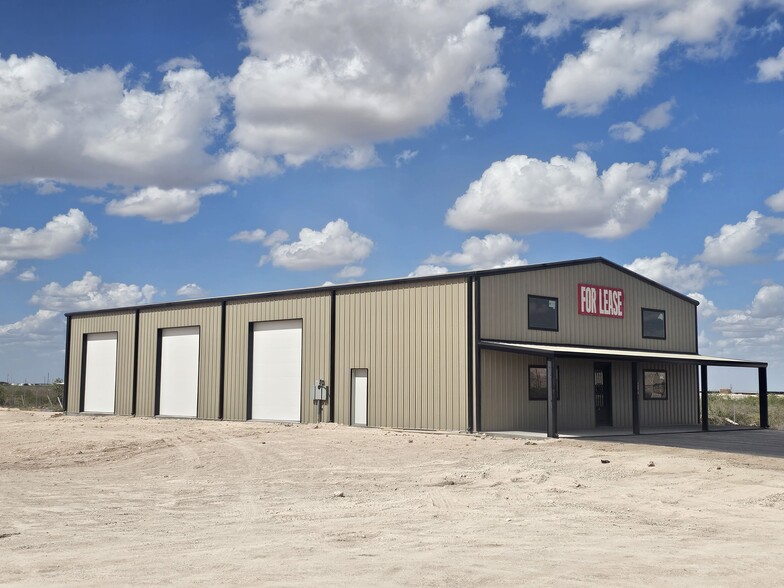 14010 W Silver Fox Trl, Odessa, TX for lease - Building Photo - Image 3 of 21