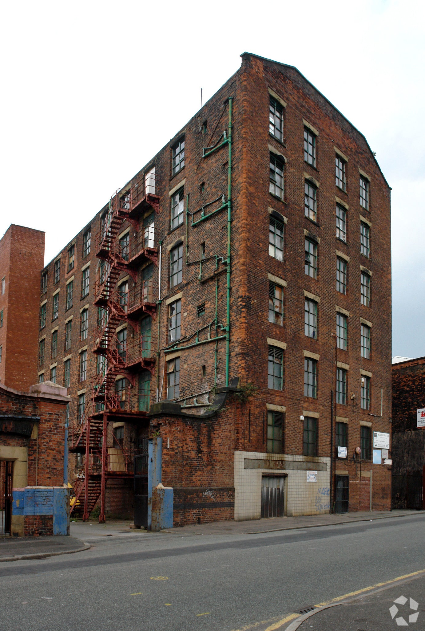 113 Pollard St, Manchester for sale Primary Photo- Image 1 of 1