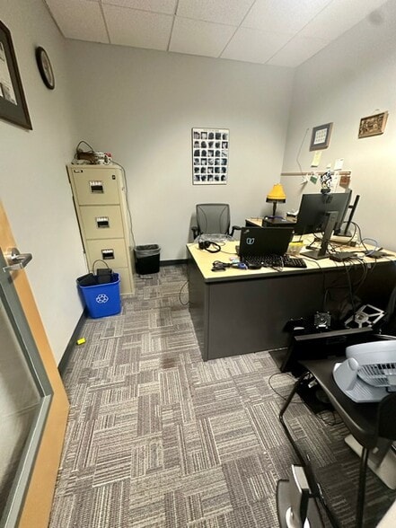 23 Spring St, Scarborough, ME for lease - Interior Photo - Image 3 of 26