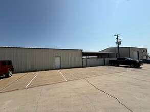 5435 Old Granbury Rd, Granbury, TX for lease Interior Photo- Image 2 of 12