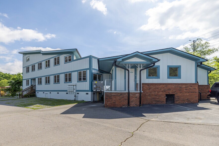 200 Swannanoa River Rd, Asheville, NC 28805 Office for Sale