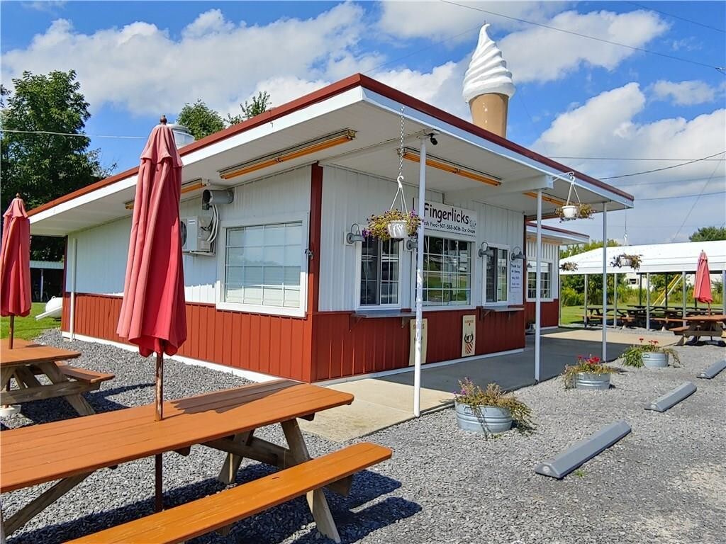 8560 S Main St, Lodi, NY 14860