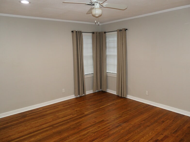 7601 Park Place Blvd, Houston, TX for sale - Building Photo - Image 3 of 7