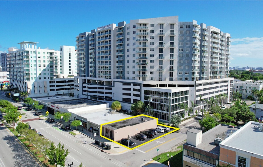 2138 Hollywood Blvd, Hollywood, FL for sale - Building Photo - Image 1 of 12