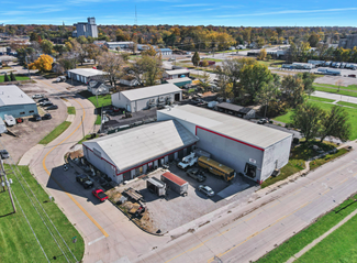 More details for 107 Caroline Dr, Bloomington, IL - Industrial for Sale