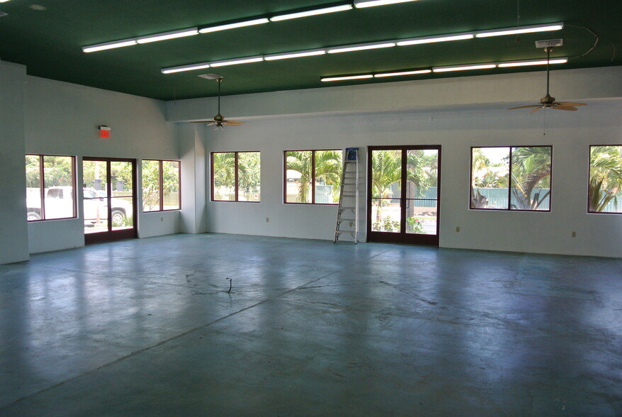 95 E Lipoa St, Kihei, HI for lease - Building Photo - Image 3 of 6