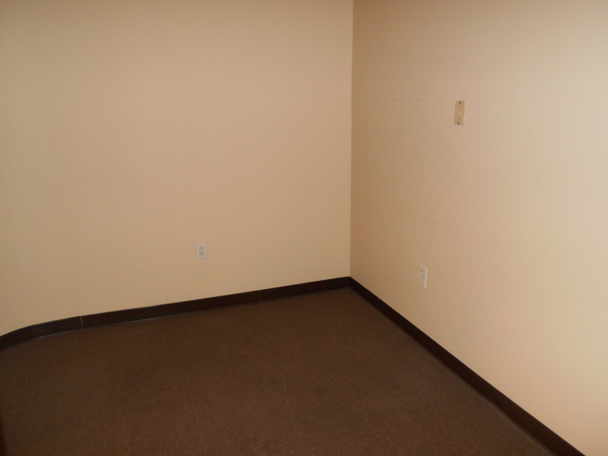 3340 Clays Mill Rd, Lexington, KY 40503