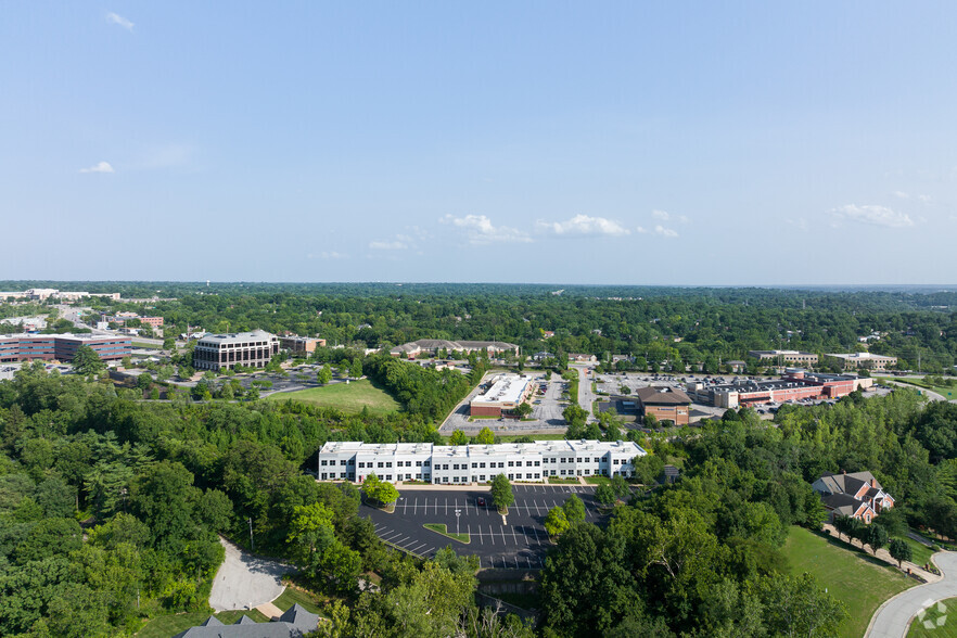 13421 Manchester Rd, Saint Louis, MO for sale - Aerial - Image 2 of 4