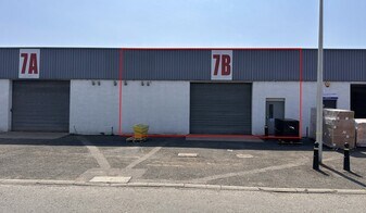 7 Cross Way, Dunfermline FIF - Warehouse