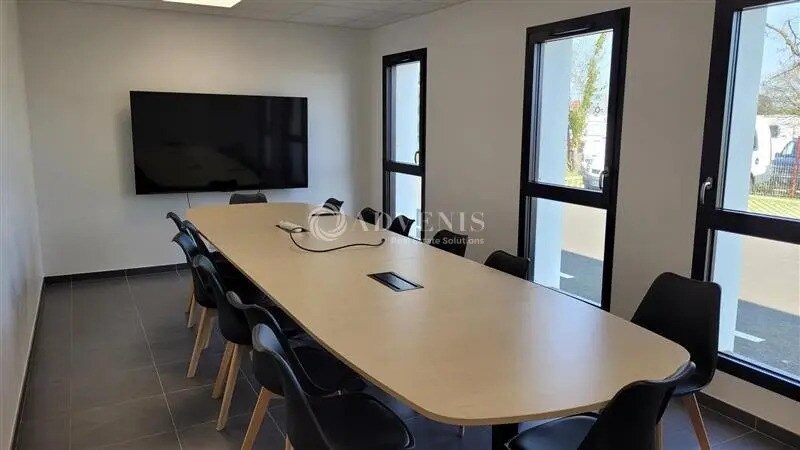 Flex in Thouaré-sur-Loire for sale - Interior Photo - Image 3 of 9