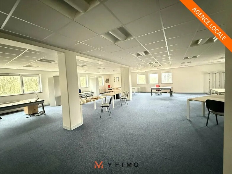 Office in Meudon for sale - Interior Photo - Image 1 of 12