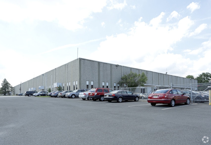 1828 Distribution Blvd, Edison, NJ 08817