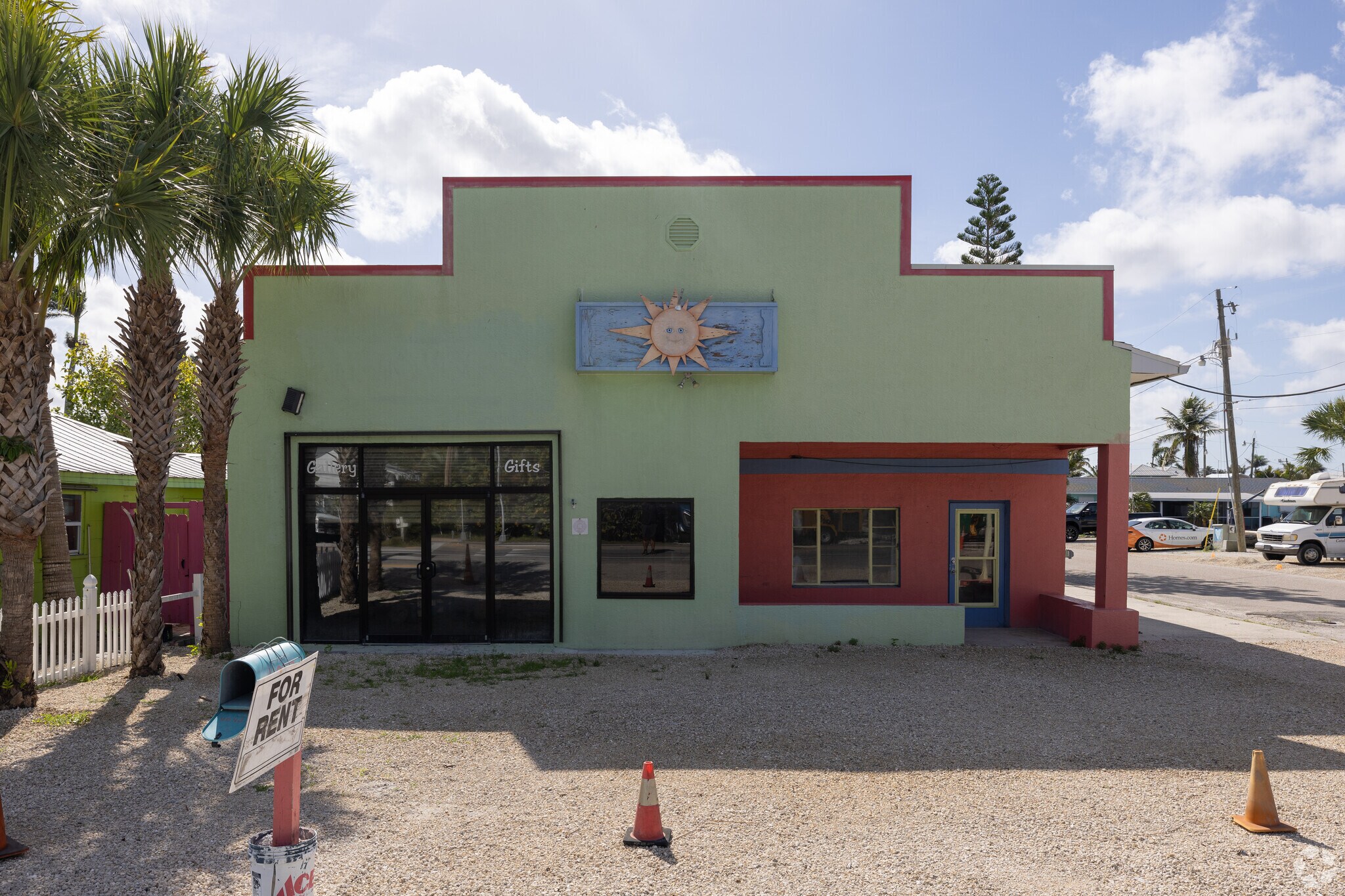 4643-4645 NE Pine Island Rd NW, Cape Coral, FL for lease Building Photo- Image 1 of 6