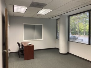 1080 Holcomb Bridge Rd, Roswell, GA for lease Interior Photo- Image 2 of 2