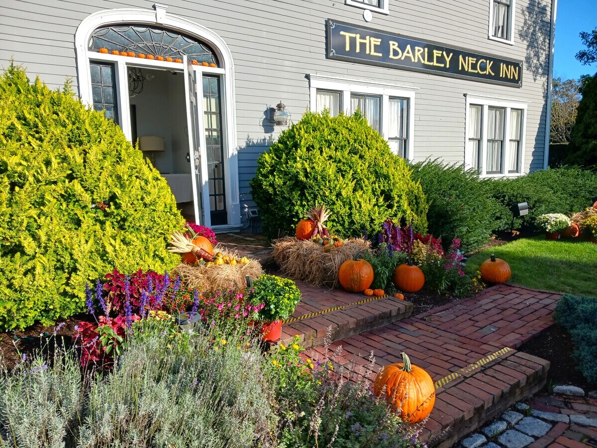 5 Beach Rd, Orleans, MA 02653