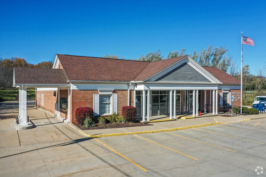 1296 Ridge Rd, Hinckley, OH 44233