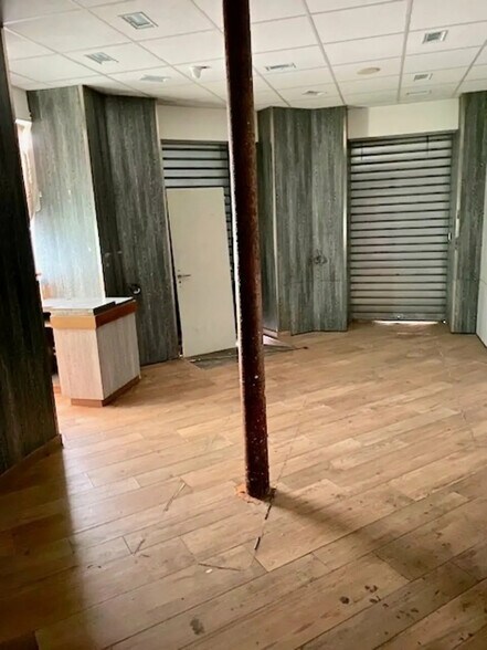 346 Rue Saint-Jacques, Paris for lease - Interior Photo - Image 2 of 6