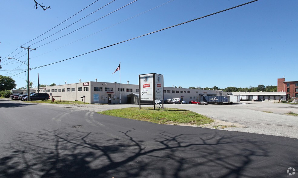 70 Community Ave, Plainfield, CT for lease - Building Photo - Image 3 of 7