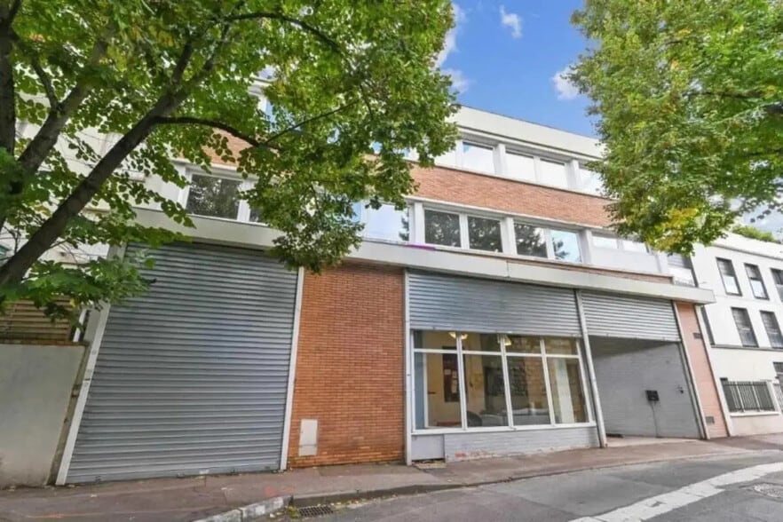 Office in Saint-Cloud for lease - Building Photo - Image 3 of 3