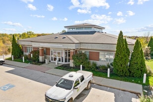 BMO Harris Bank - Drive Through Restaurant