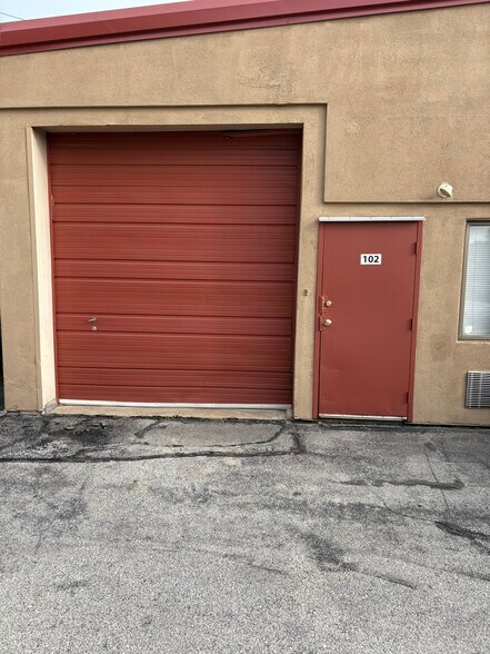 355 W Main St, Norristown, PA for lease - Building Photo - Image 2 of 10