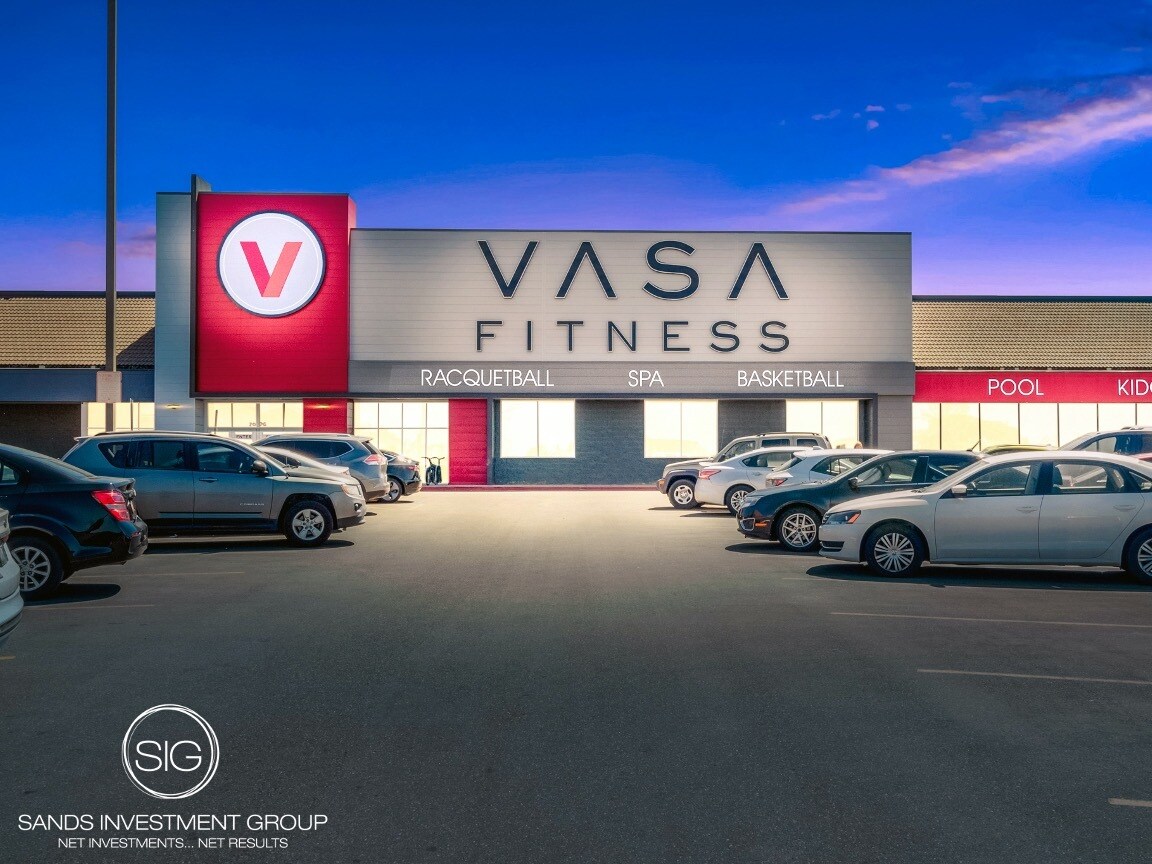 2076 N Main St, Layton, UT for sale Building Photo- Image 1 of 1