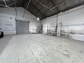 4-6 King Edward St, Grimsby for lease Interior Photo- Image 2 of 6