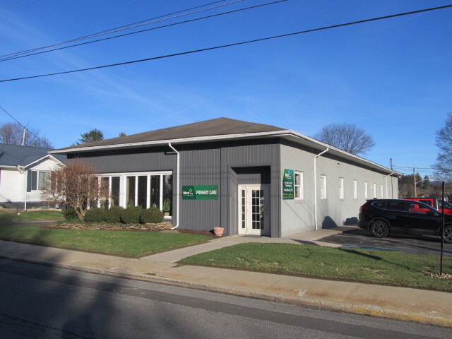 110 N Price St, Kingwood, WV for sale - Building Photo - Image 1 of 1