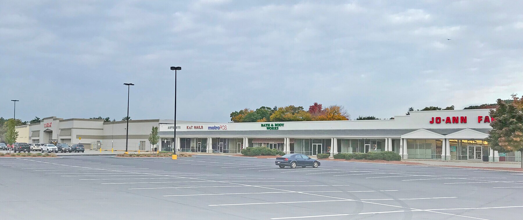 270 Lafayette Rd, Seabrook, NH 03874