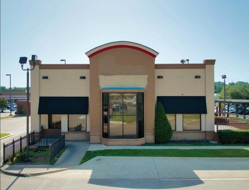 5716 S Broadway Ave, Tyler, TX for sale Primary Photo- Image 1 of 1