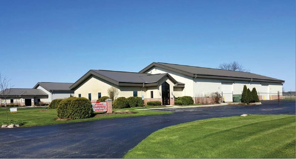 8445 Rausch Dr, Plain City, OH 43064