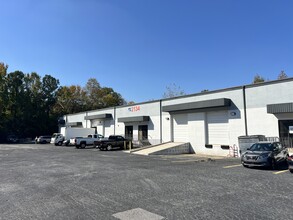 2134 NW James Jackson Pky, Atlanta, GA for lease Building Photo- Image 1 of 1