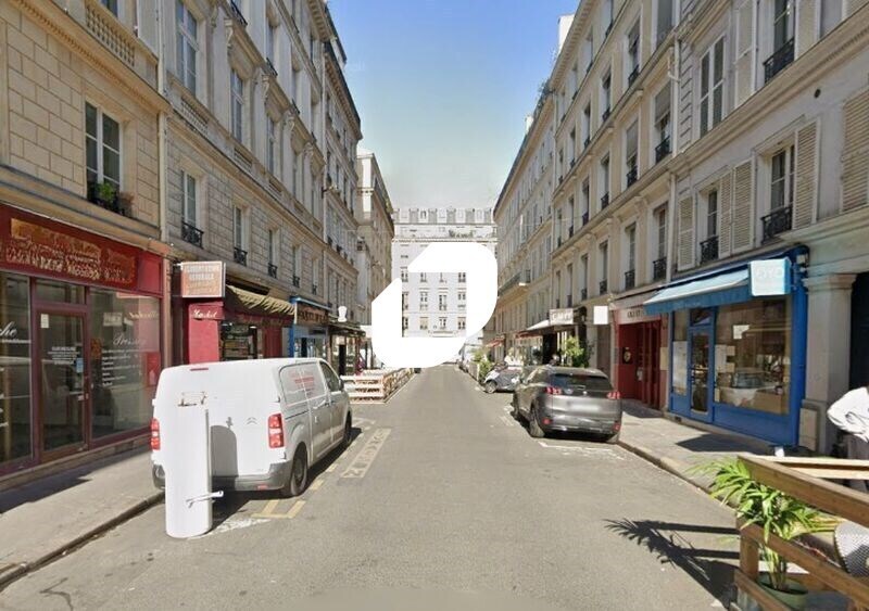 Retail in Paris for sale Building Photo- Image 1 of 2