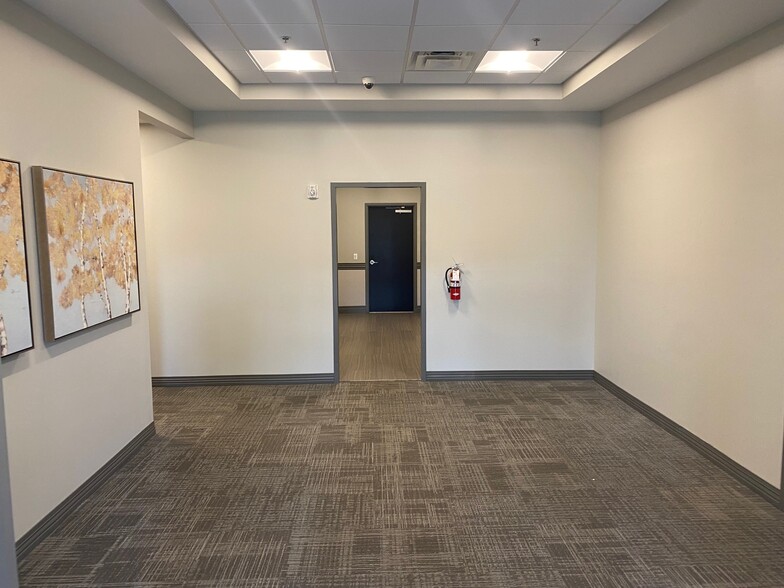 1605 Medical Center Pky, Murfreesboro, TN for lease - Lobby - Image 3 of 12