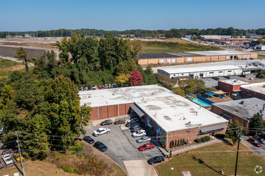 257 Dekalb Industrial Way, Decatur, GA for sale - Aerial - Image 2 of 5