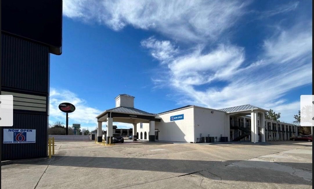 125 Rushing Rd W, Denham Springs, LA for sale Primary Photo- Image 1 of 2