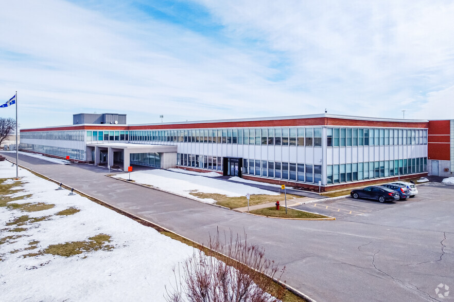 5500 Aut Transcanadienne, Pointe-claire, QC for lease - Primary Photo - Image 1 of 7