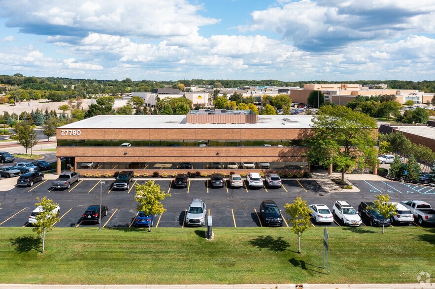 27780-27784 Novi Rd, Novi, MI for lease - Building Photo - Image 1 of 22