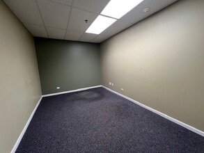 1114 N Main St, Algonquin, IL for lease Interior Photo- Image 1 of 14