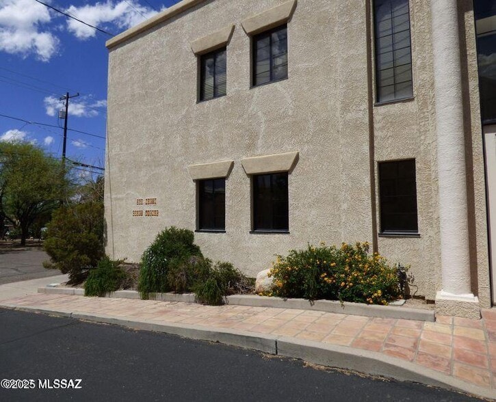 360 N Court Ave, Tucson, AZ for sale - Building Photo - Image 2 of 37