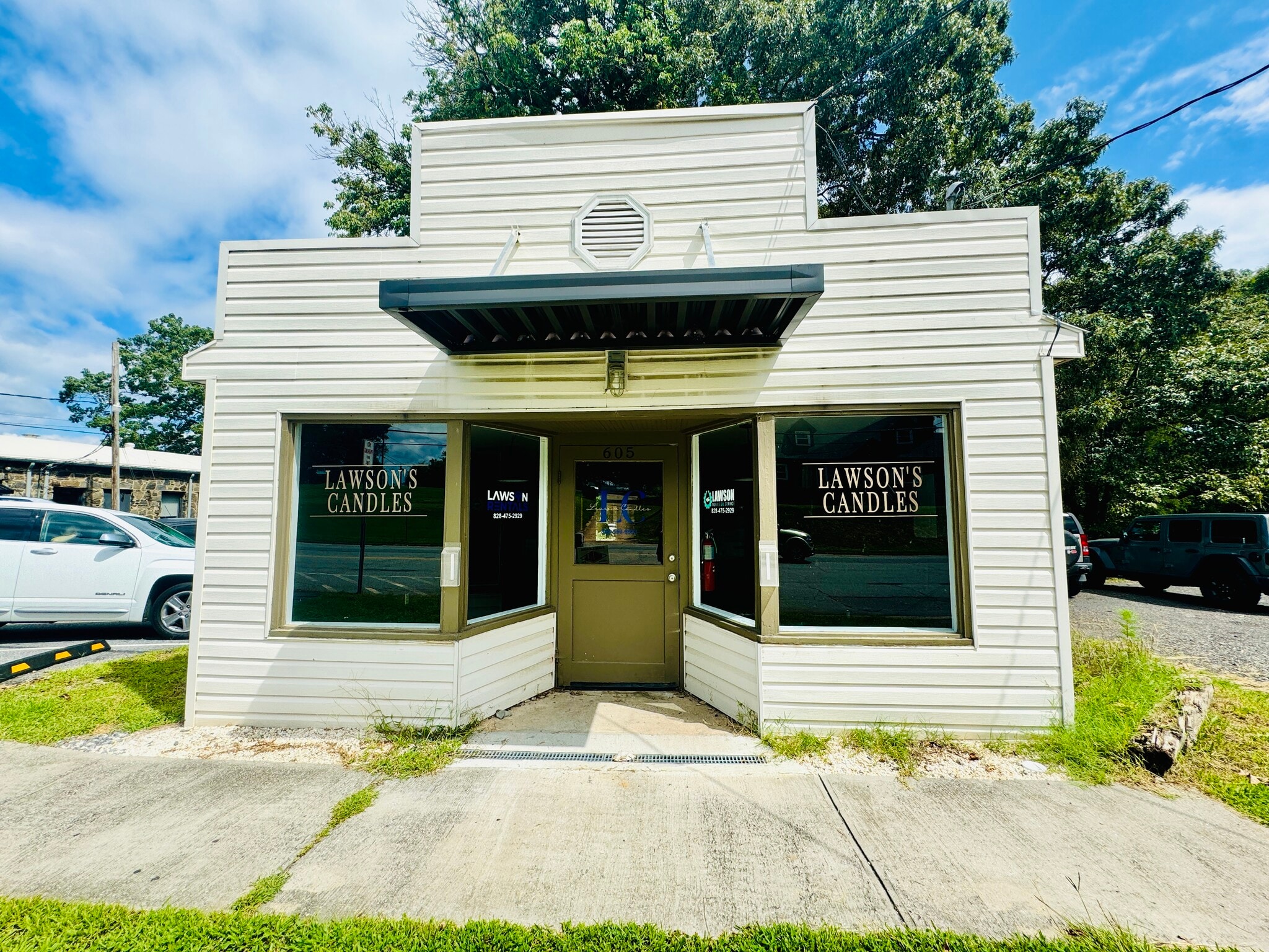 605 College St, Morganton, NC for lease Interior Photo- Image 1 of 8