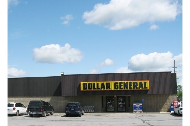 1200 W Maumee St, Angola, IN for sale Primary Photo- Image 1 of 1