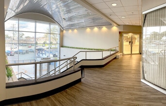 775 Park Ave, Huntington, NY for lease Interior Photo- Image 2 of 5