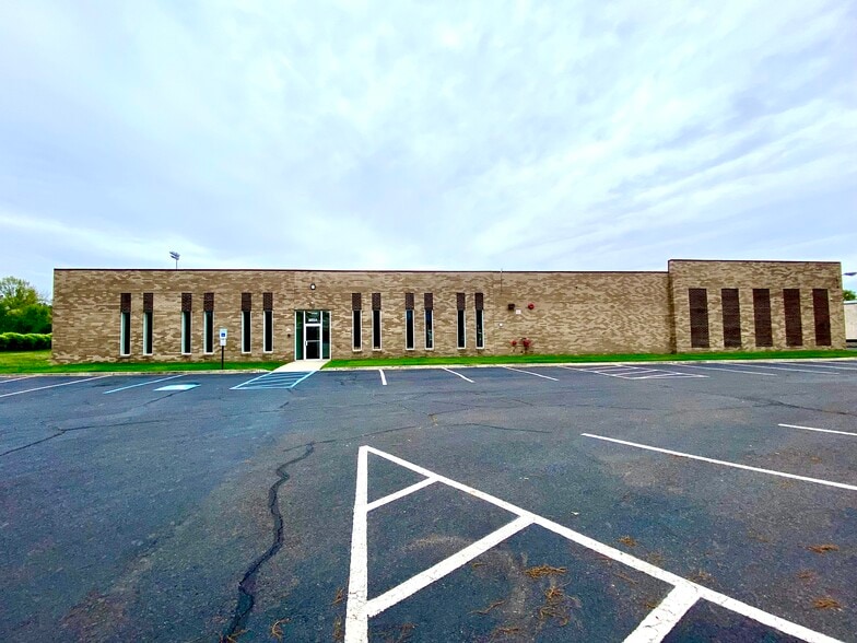 841 Bethel Ave, Pennsauken, NJ for lease - Building Photo - Image 2 of 5