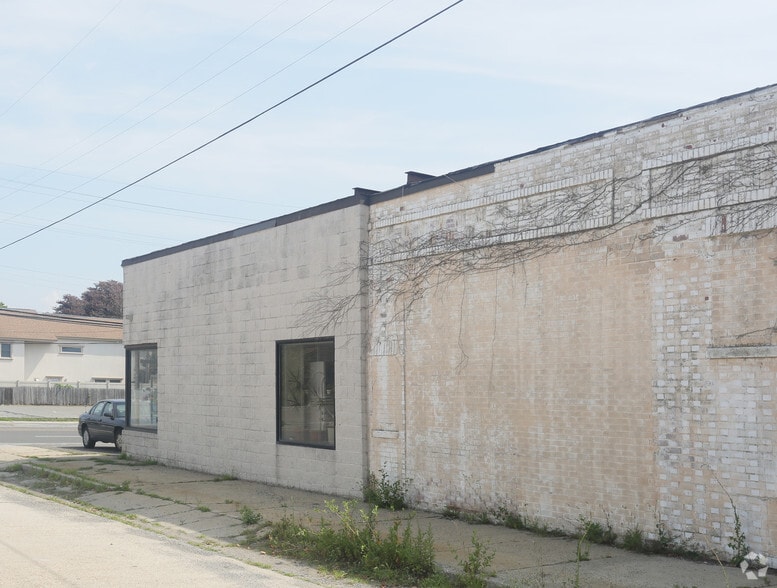 1995 Park St, Atlantic Beach, NY for lease - Building Photo - Image 2 of 12