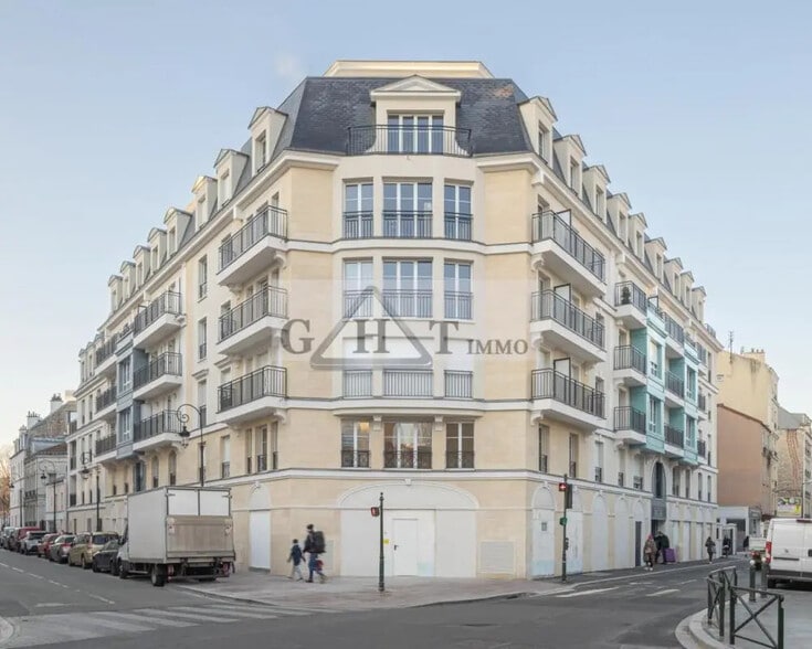 Retail in Puteaux for sale - Building Photo - Image 1 of 3